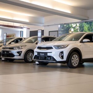 Automobielbedrijf Tinholt B.V. image 2