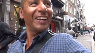 Dieven opgepast: boevenspotter Jaime gaat zoektocht naar zakkenrollers uitbreiden