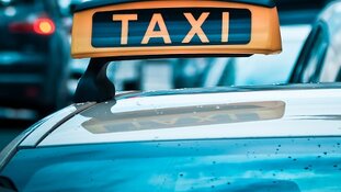 Getuigenoproep mishandeling taxichauffeur Rokin