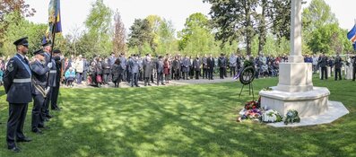 Denken aan toen, nadenken over nu