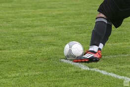 Sportvereniging De Meer ontvangt jubileumpenning