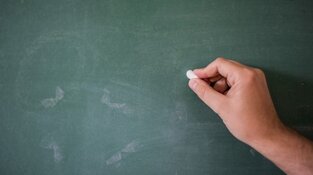Immens lerarentekort in Amsterdam: 7.900 kinderen na de zomer zonder meester of juf
