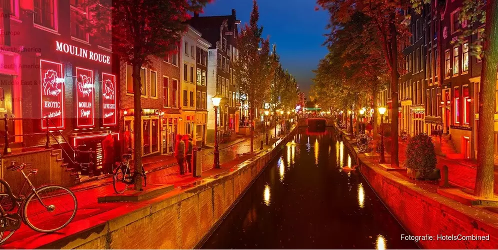 Strengere regels voor gidsen op de Wallen: vijf boetes in drie maanden tijd
