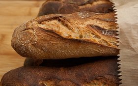 Amsterdamse bakkerij Anne & Frank wijzigt naam na ophef
