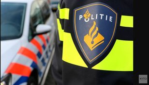 Overval op winkel in Amsterdam: politie zoekt vluchtscooter