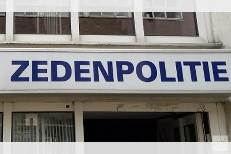 Wie was er getuige van zedendelict aan de Amstel?