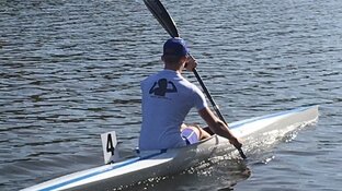 Opbrengst sponsoractie op initiatief van kanoster Iris van Bommel(14) voor Stichting Nikai 4 Life maar liefst 3.203,77 euro