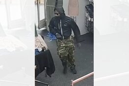 Amsterdam - Gezocht - Overval kledinggroothandel Baarsjesweg