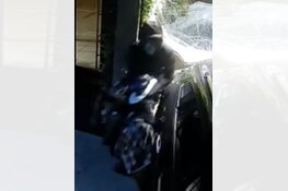 Amsterdam - Gezocht - Ramkraak kledingwinkel Van Baerlestraat