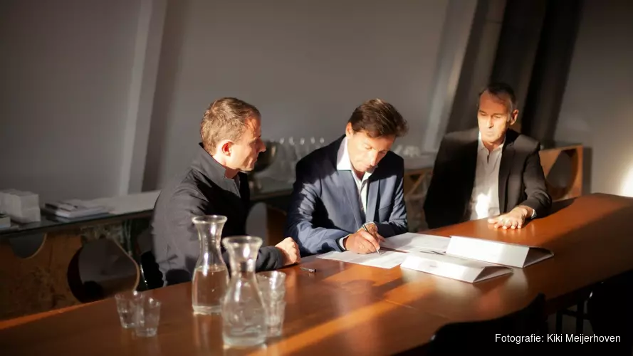 Aandacht voor de ontwikkeling van nieuw en jong talent: Internationaal Theater Amsterdam en Clifford Chance verlengen en verdiepen samenwerking