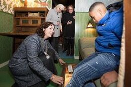 Burgemeester Halsema onthult Verzetsmuseum Junior op wielen