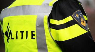 Mogelijk stoffelijke resten aangetroffen Zuider IJdijk