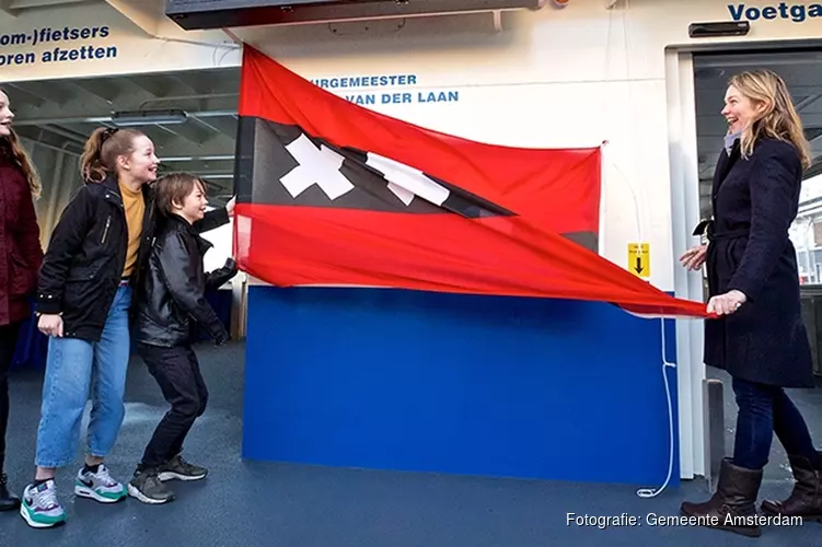 Nieuwe IJveer 63 vernoemd naar Eberhard van der Laan