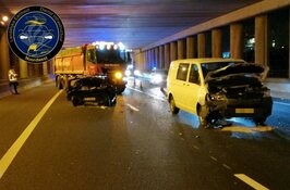 Twee gewonden bij zware aanrijding op A10