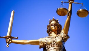 OM legt bewijs tegen Holleeder op tafel