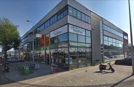 Medewerker kringloop Amsterdam vindt handgranaat bij uitpakken van doos