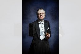 Martijn Nieuwerf vertolkt titelrol in zwartgallige komedie van Roeland Hofman: De Verschrikkelijke Wittgenstein