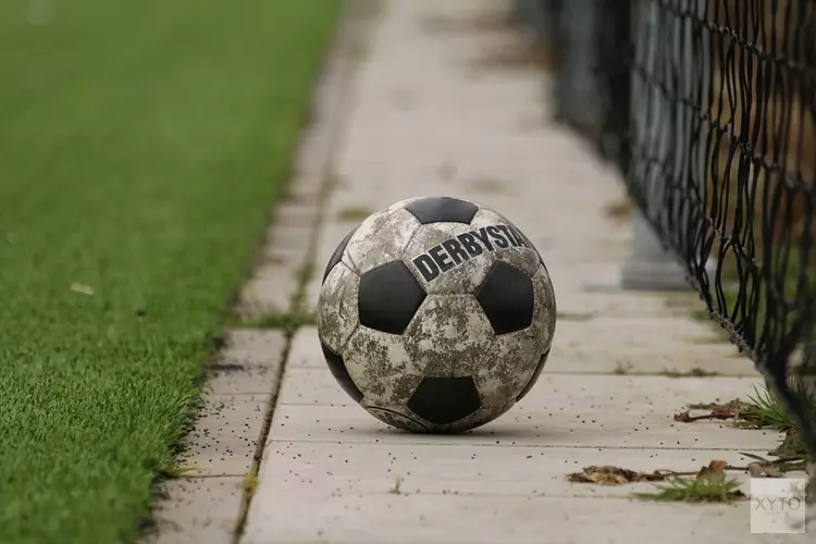Jong Ajax simpel langs Helmond Sport