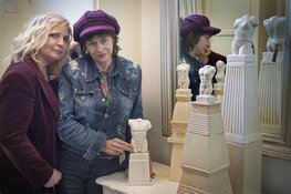 Drentse dichteressen presenteren erotische bundel in Amsterdam