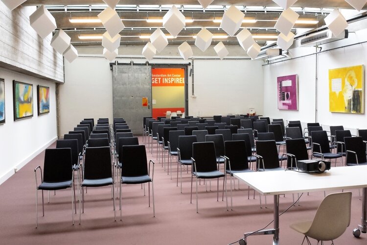 Amsterdam Art Center ontvangt award beste vergaderlocatie - best een kunst of een koud kunstje?