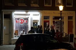 Gewonde bij schietincident in snackbar Amsterdam