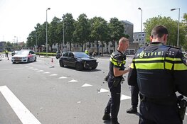 Blikschade en verkeershinder door ongeval op Johan Huizingalaan in Amsterdam