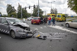 Frontale aanrijding op de Van Heuven Goedhartlaan in Hoofddorp