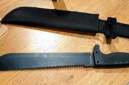 Politie ontdekt kapmes bij jongen die niet uitcheckt na metrorit in Amsterdam