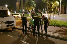 Bezorger op de fiets gewond aangetroffen