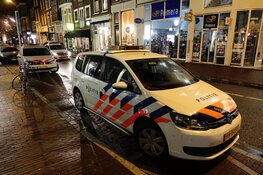 Maaltijdbezorger hardhandig beroofd van pizza&#39;s in Amsterdam