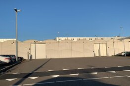 Brand in cel van Justitieel Complex Schiphol: een persoon naar ziekenhuis