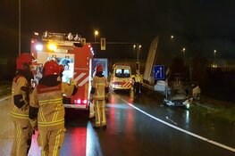 Crash op A10: twee gewonden, vermoedelijk lachgas in het spel
