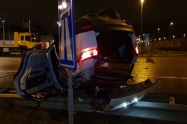 Crash op A10: twee gewonden, vermoedelijk lachgas in het spel