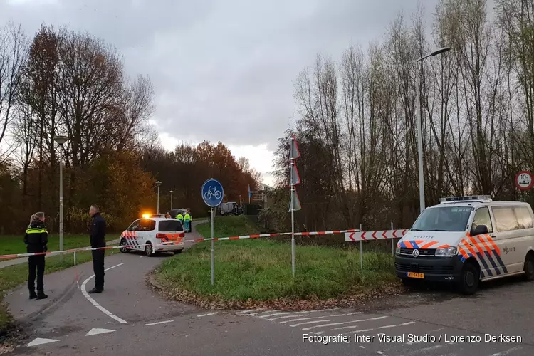 Voorbijganger ontdekt explosief in sloot bij Geuzenveld in Amsterdam