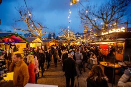 Kerstmarkt museumplein opent groen