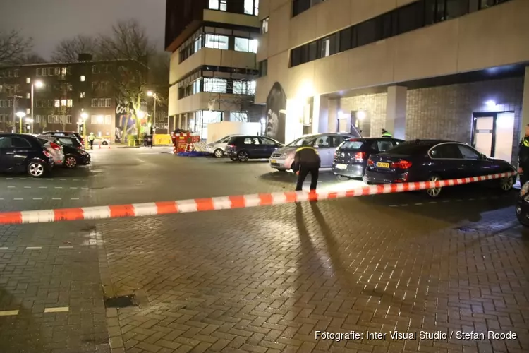 Politie onderzoekt mogelijke schietpartij op Wibautstraat Amsterdam