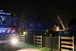 Schuur in brand aan Holendrechterweg