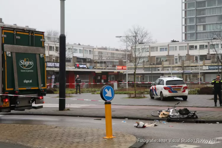 Vrachtwagen tegen fietser