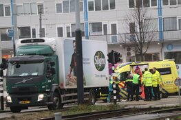 Vrachtwagen tegen fietser