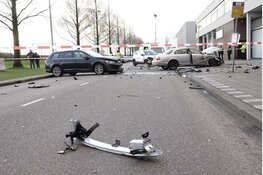 Ongeval met drie auto's Rhoneweg