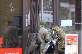 Vermoedelijk een handgranaat bij wokrestaurant Diemen