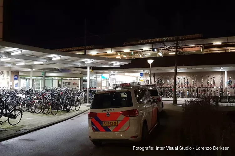 Winkeltje bij station Muiderpoort overvallen
