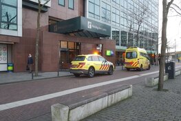 Man gewond bij steekincident in hotel bij station Sloterdijk