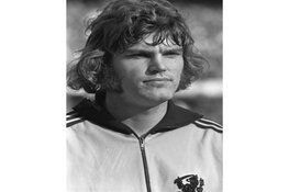 Oud-Ajacied Barry Hulshoff (73) overleden