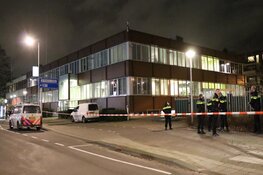 Amsterdams politiebureau korte tijd ontruimd vanwege verdachte brief