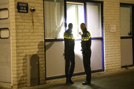 Pand gemeentelijke handhaving Amsterdam beschoten