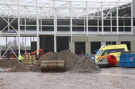 Dode bij arbeidsongeval op bouwplaats bij bedrijfspand Amsterdam