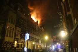 Grote brand in Vondelparkbuurt Amsterdam, brandweer massaal uitgerukt