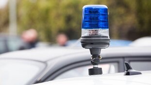 Jongemannen met doorgeladen revolver aangehouden