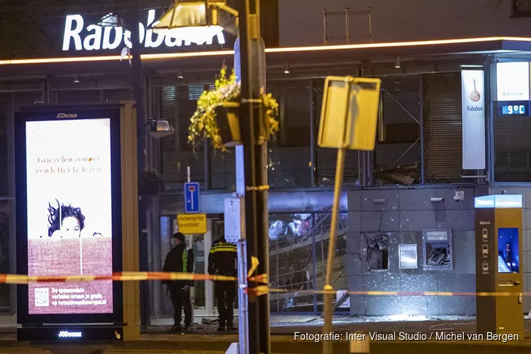 Plofkraak bij de Rabobank op het Osdorperplein in Amsterdam